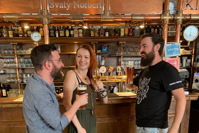 Prague Castle and Pubs Tour with Drinks Included - Stop 4: Inside Prague Castle highlights without paid entry