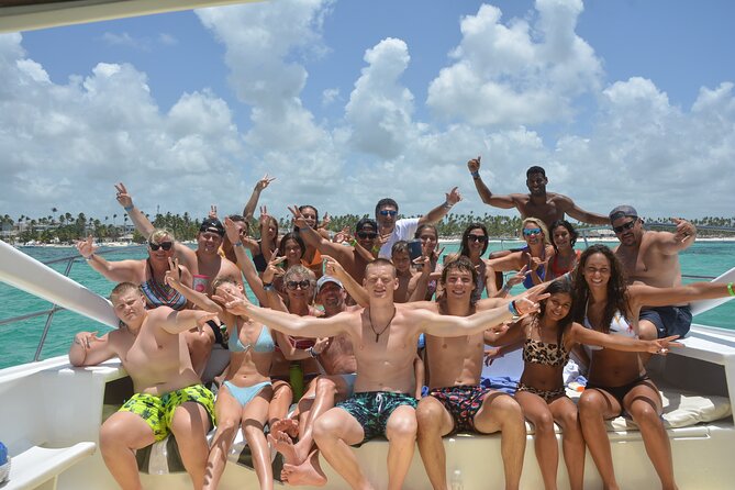 Private Catamaran Booze Cruise & Snorkeling - Private catamaran cruise from Bávaro Beach: the vibe is all yours