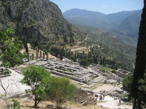 Private Delphi and Hosios Loukas Monastery - Great Lunch and Drinks Included - Key highlights worth planning for