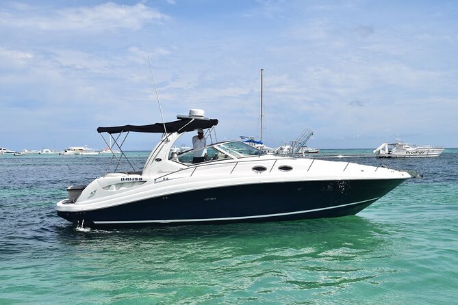 Private Yacht for Excursions in Punta Cana, Snorkeling and Booze - Natural Pool at Playa Bibijagua: The Ocean Party Break