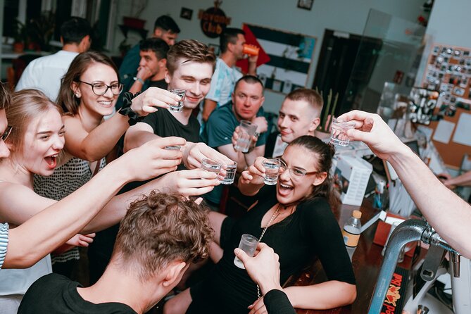 Pub Crawl + Unlimited Drinks + VIP entry + Drinking Games & Photographer - The Drinking Plan: Unlimited for One Hour, Then Free Shots
