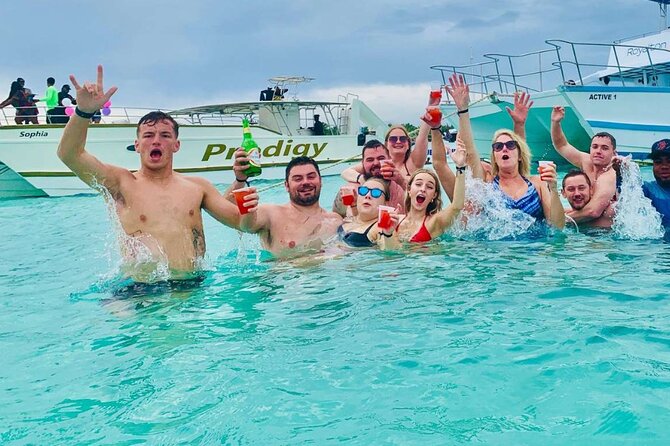 Punta Cana Booze Cruise, Snorkeling, Bar Entertainment Open Bar - Beach stop and games: structured breaks, not random wandering
