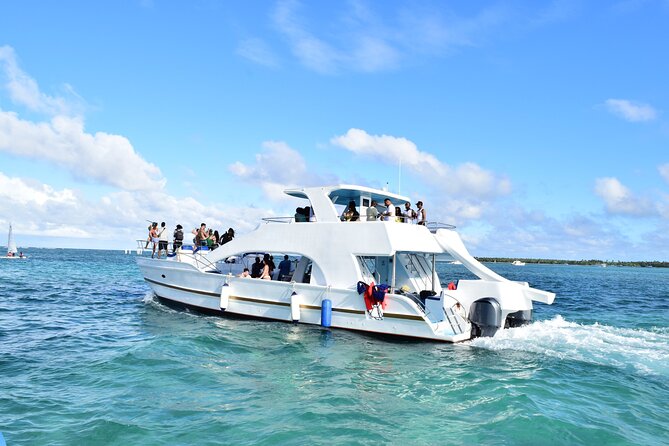 Punta Cana Booze Cruise, Snorkeling, Sand-Bar with Entertainment - The vibe: hip-hop on water, snorkeling in between