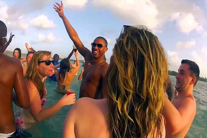 Punta Cana Booze Cruise with Snorkeling, Natural Pool & Open Bar - The itinerary in real-life terms: music, snorkeling, natural pool
