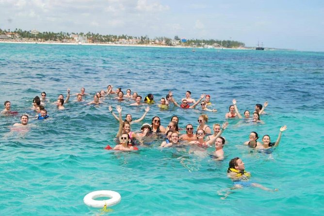 Punta Cana Booze Cruise with Snorkeling, Natural Pool & Open Bar - What to wear and bring so the day feels easy