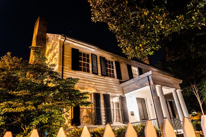 Richmond Ghosts Boos and Booze Haunted Pub Crawl - The Edgar Allan Poe Museum: the oldest standing structure and sightings tied to objects