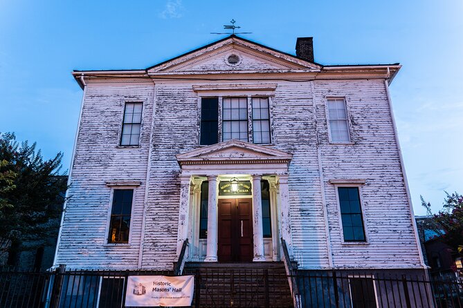 Richmond Ghosts Boos and Booze Haunted Pub Crawl - Meeting Outside McCormack’s With a Lantern Guide