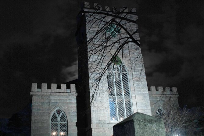Salem Booze and Brews Haunted Pub Crawl by US Ghost Adventures - A small book shop stop: death tales and possible window sightings