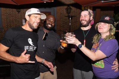 San Francisco: Ghosts, Boos and Booze Haunted Pub Crawl - How the 2-hour format works: 8 sites, 4 pubs, one guided storyline