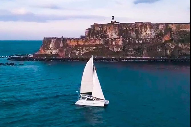 San Juan Catamaran Sunset Sail with Drinks Included - Sailing vs. motor: what to expect when the wind changes