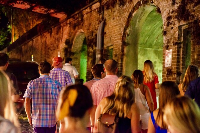Savannah Ghost Tour for Adults ALL Alcoholic Drinks Included - Colonial Park Cemetery: the spook stop with a daylight rule