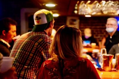 Savannah Ghost Tour for Adults ALL Alcoholic Drinks Included - Where you meet and how the route feels on foot