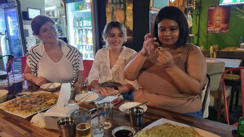 Seoul: Korean Drinking Games Night (non-drinkers welcome) - Somaek and soju bomb: the drinks you learn, not just order