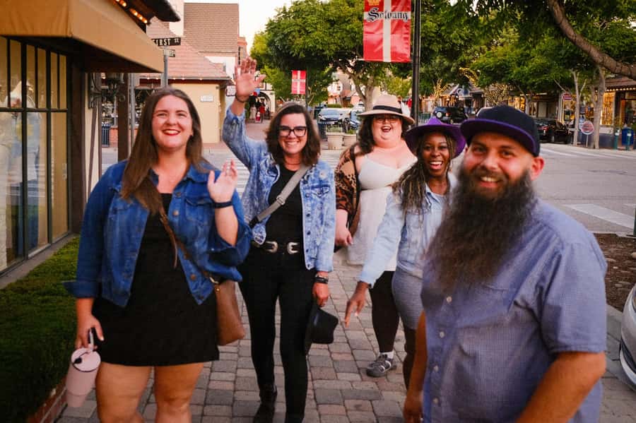 Solvang: Wine and True Crime Tour with Drinks Included - Meeting at Chomp and Keeping Your Timing Stress-Free