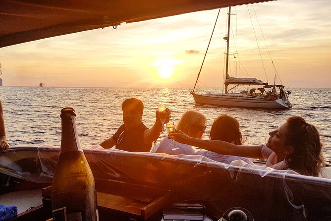 Sorrento Coast Sunset Sail – 2 Hour Happy Hour Experience - Happy Hour Onboard: Prosecco Welcome + Limoncello Tasting