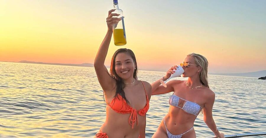 Sorrento: Luxury Private boat drinking & watching the sunset - Why this Sorrento sunset cruise feels special