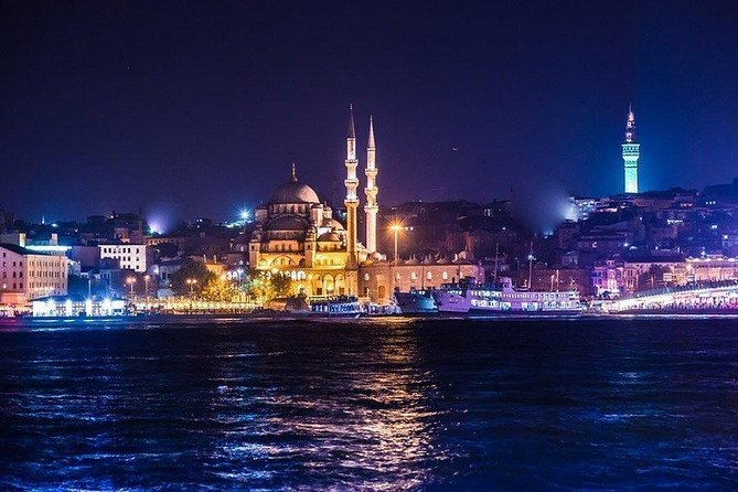 Stage Front Bosphorus Dinner Cruise with Pickup & Drinks included - Food reality check: what all-inclusive dinner really means