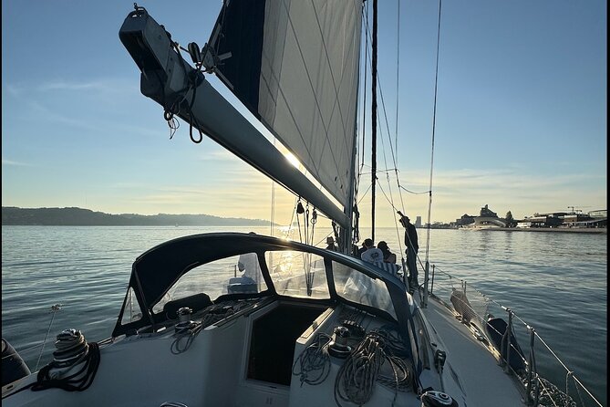 Sunset sailboat tour in Lisbon with green wine - Sunset Timing on the Tagus: Why 6:00 pm Works