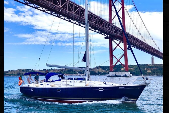 Sunset sailboat tour in Lisbon with green wine - Green Wine on Deck: What You Can Expect to Drink and Snack