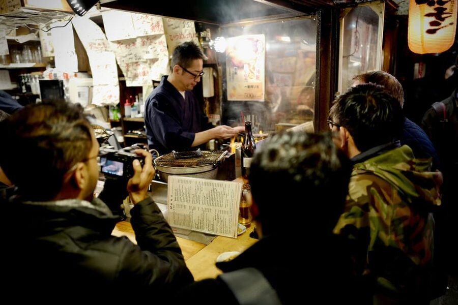 Tokyo: Shinjuku Izakaya Food&Drinking Tour (Local Guide) - Kabukicho Neon Walk: Godzilla, Street Lights, and Night Energy