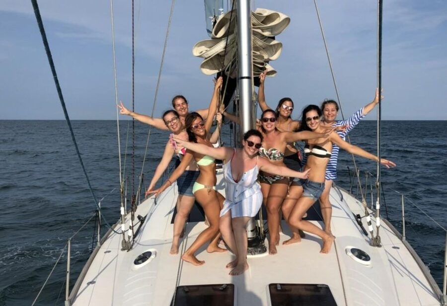 Valencia: Sunset trip in a boat with drinks included - The 1-hour plan: safety first, then Malvarrosa at sunset