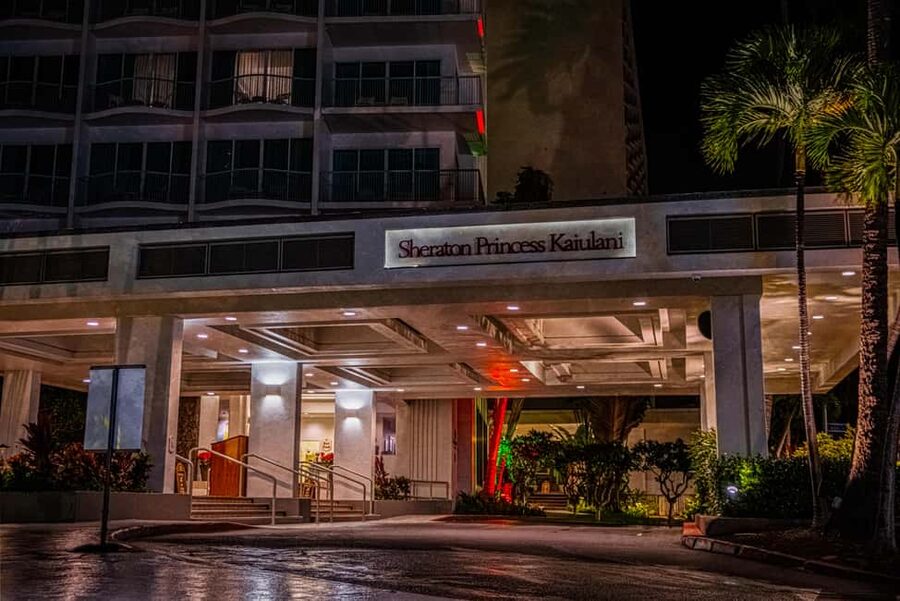 Waikiki Ghosts Boos and Booze Haunted Pub Crawl - Reviews: What People Seem to Love (and One Red Flag)