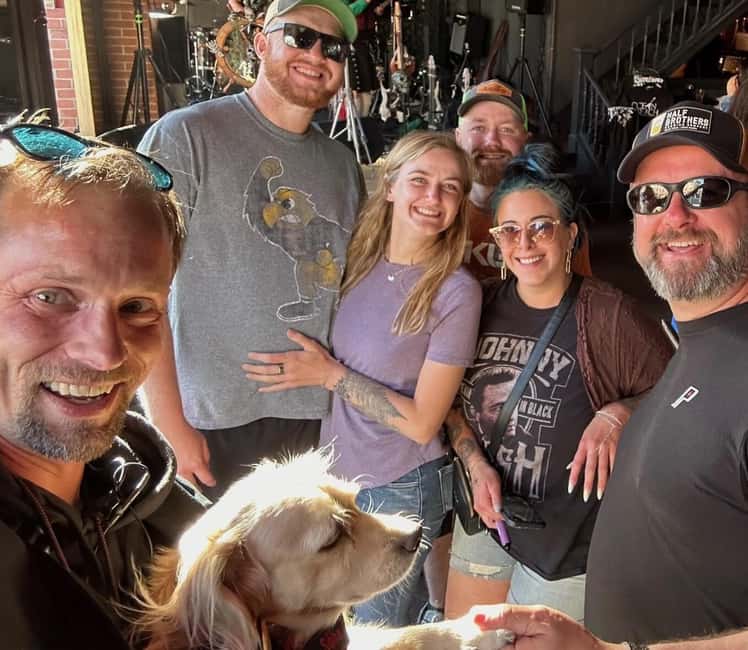 Wilmington: Boos and Booze Haunted Pub Crawl - Lula’s: Quirky Bar Energy and Ghost-Story Flavor in the Glass