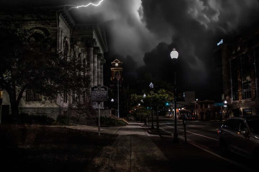 Wilmington: Boos and Booze Haunted Pub Crawl - Price and Value Check: Is $28 Worth It?
