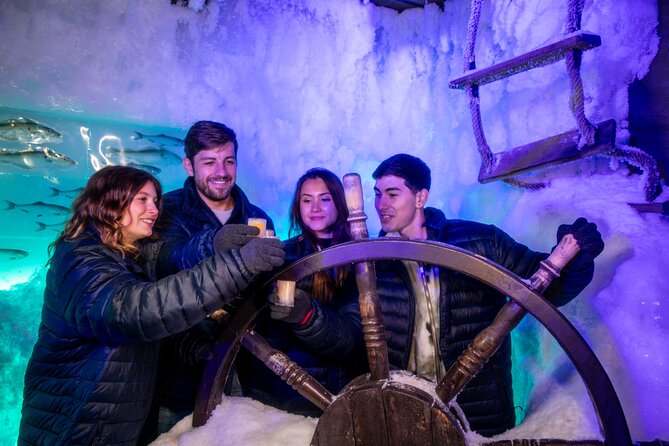 Xtracold Icebar Amsterdam, 3 Drinks Included - Dressing for -10°C: the difference between fun cold and miserable cold