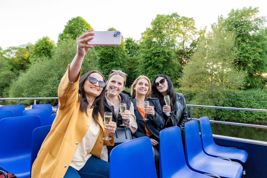 York: 60-Minute 'Happy Hour' Cruise For All Ages - Key highlights worth planning around